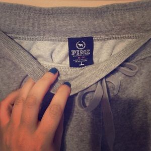 Sweater & Sweatpant combo. Fits like a large